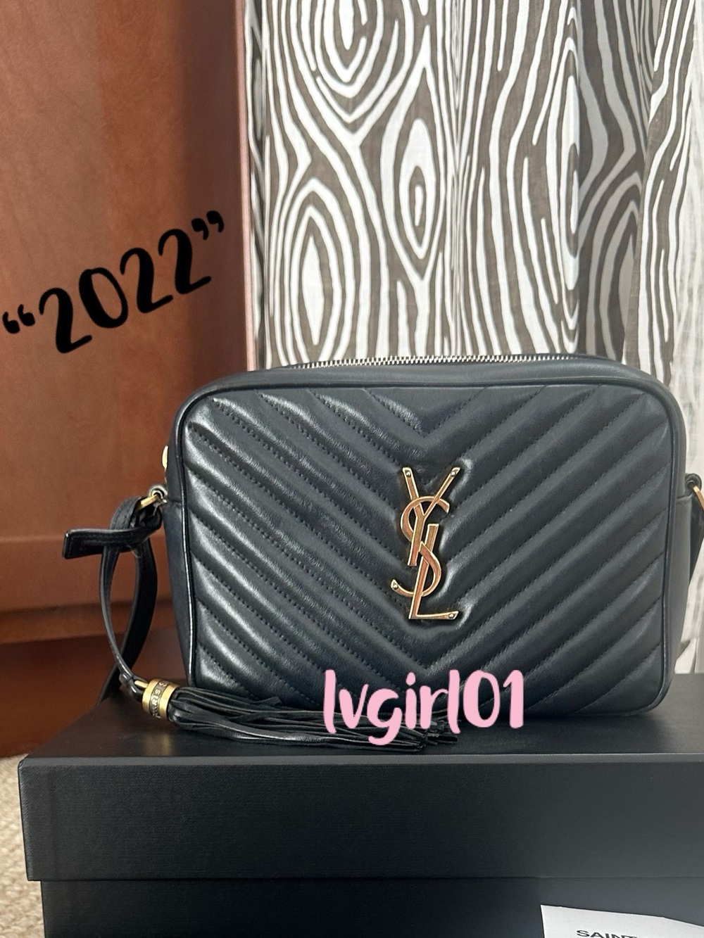 🌸💯Authentic YSL Lou Camera Crossbody